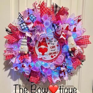 Handmade Valentine’s Gnome Hearts Ribbon Prelit Wreath 22 ins LED W13